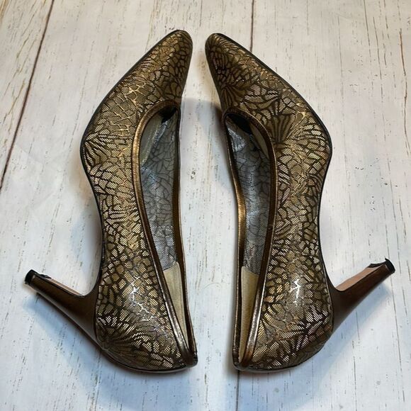 Timothy Hitsman women’s copper/gold fabric heel size 8.5. - Picture 10 of 12